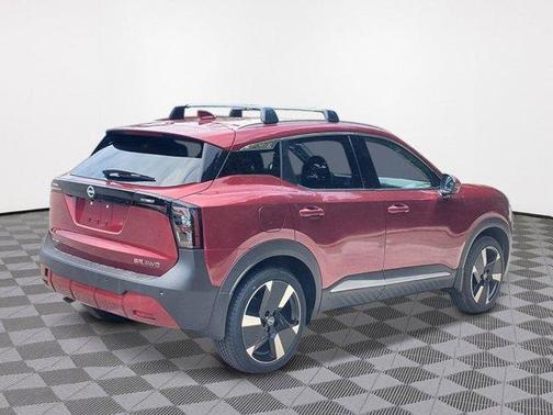 Scarlet Ember T 2026 Nissan Kicks SR