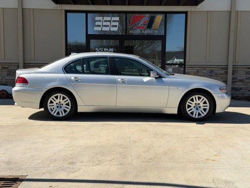 Silver 2002 BMW 745 i
