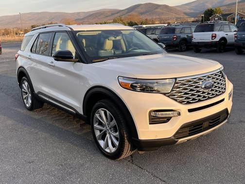2023 Ford Explorer Platinum 4X4