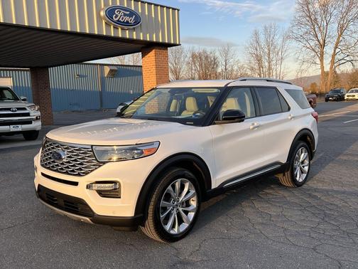 2023 Ford Explorer Platinum 4X4