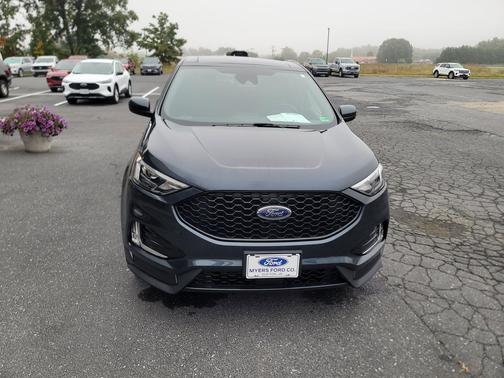 2022 Ford Edge ST Line