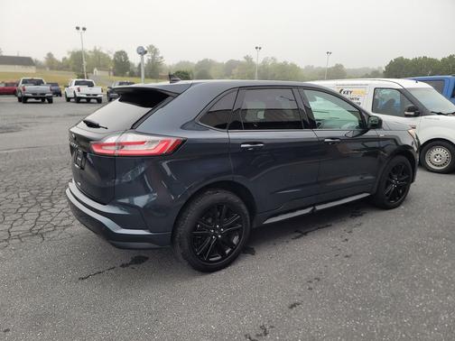 2022 Ford Edge ST Line