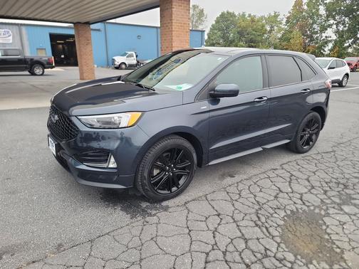 2022 Ford Edge ST Line
