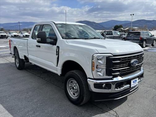 2025 Ford F-250 XL