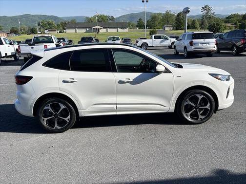 2023 Ford Escape ST-Line Select