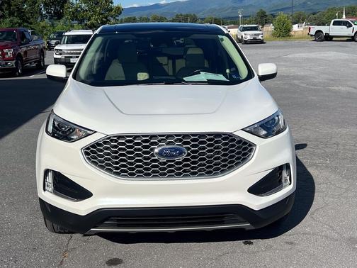 Star White Metallic Tri-Coat 2023 Ford Edge SEL