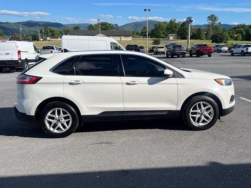 Star White Metallic Tri-Coat 2023 Ford Edge SEL