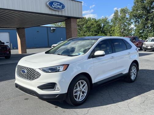 Star White Metallic Tri-Coat 2023 Ford Edge SEL