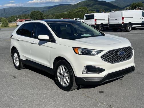 Star White Metallic Tri-Coat 2023 Ford Edge SEL