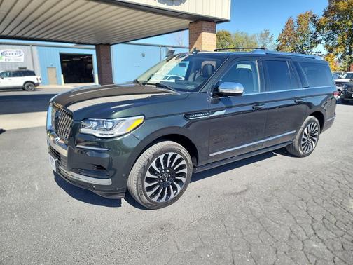 2022 Lincoln Navigator Black Label