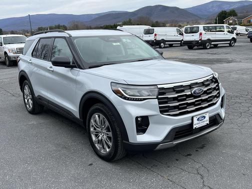 2026 Ford Explorer Active (100A) 4X4