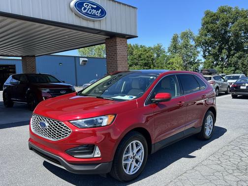 Rapid Red Metallic Tinted Clearcoat 2023 Ford Edge SEL