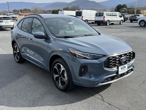 2026 Ford Escape ST-Line Elite