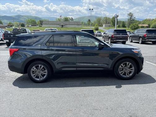 2022 Ford Explorer XLT 4X4