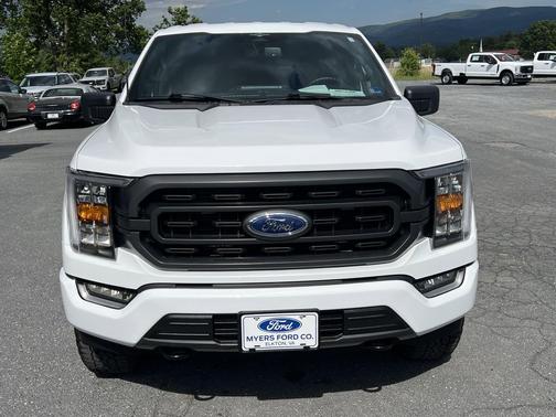 Oxford White 2023 Ford F-150 XLT