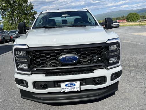 Avalanche 2026 Ford F-250 XL