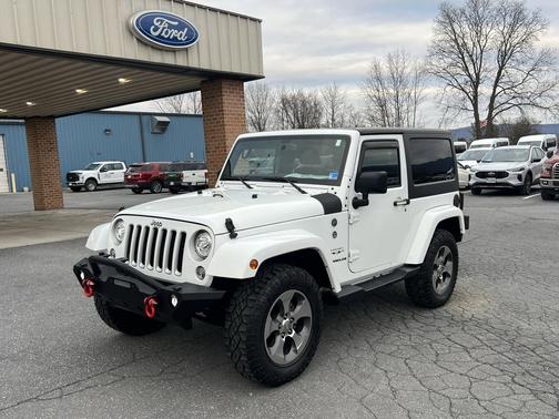 2017 Jeep Wrangler Sahara