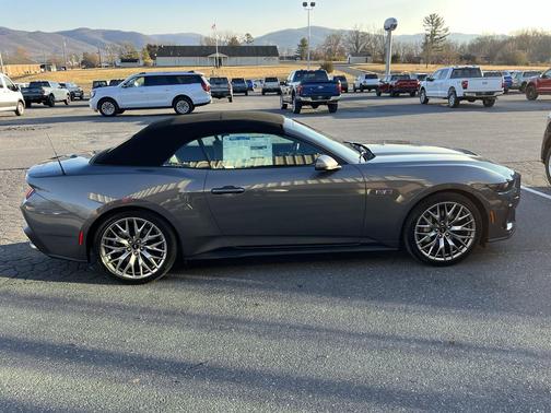 2026 Ford Mustang GT Premium