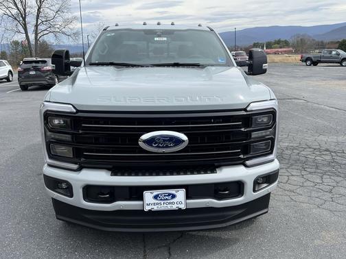Avalanche 2026 Ford F-350 Platinum