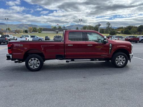 2026 Ford F-350 Lariat