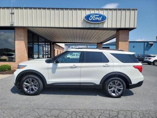 2022 Ford Explorer XLT 4X4