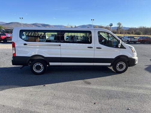 2025 Ford Transit-350 XL