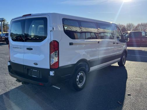 2025 Ford Transit-350 XL