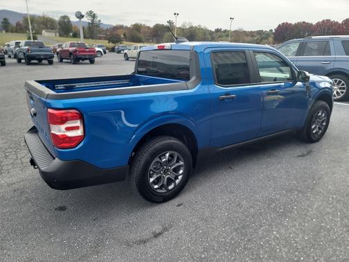 2025 Ford Maverick XLT AWD SuperCrew