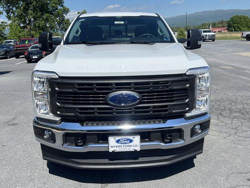 Oxford White 2026 Ford F-250 XL