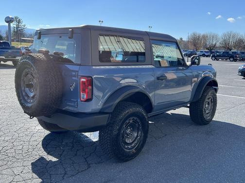 2025 Ford Bronco Base 2 Door 4x4