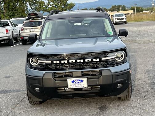 2025 Ford Bronco Sport Outer Banks 4x4