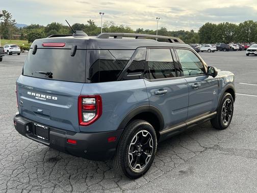 2025 Ford Bronco Sport Outer Banks 4x4
