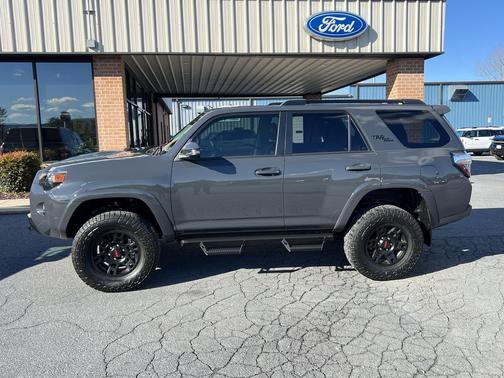 2024 Toyota 4Runner TRD Off Road Premium