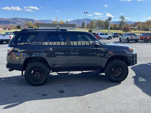 2024 Toyota 4Runner TRD Off Road Premium