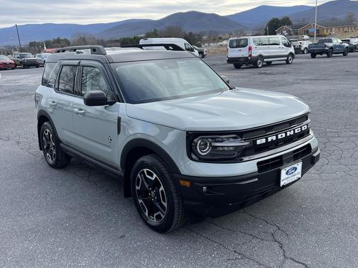 2022 Ford Bronco Sport Outer Banks 4x4