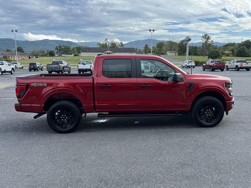 2025 Ford F-150 STX 4WD SuperCrew 5.5' Box