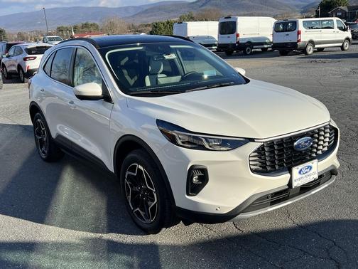 2026 Ford Escape Platinum