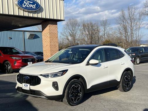 2026 Ford Escape Platinum