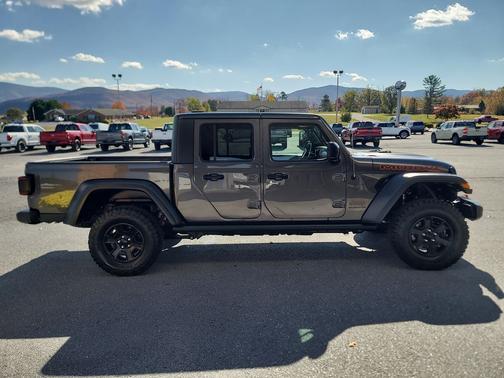 2021 Jeep Gladiator Mojave 4X4