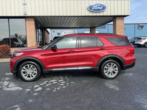 2023 Ford Explorer XLT 4X4