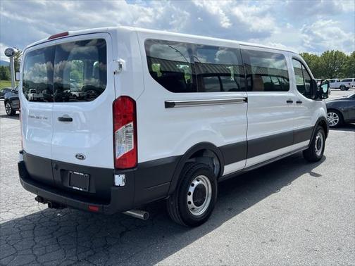 2025 Ford Transit-350 XL