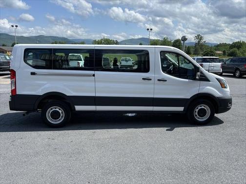 2025 Ford Transit-350 XL