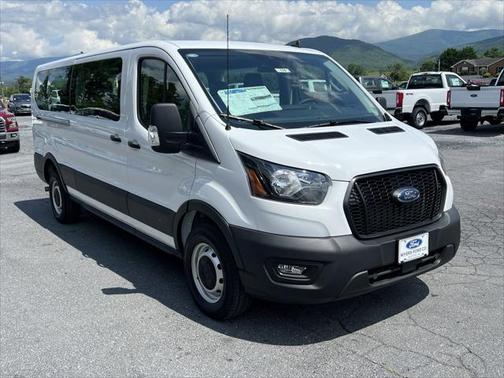 2025 Ford Transit-350 XL