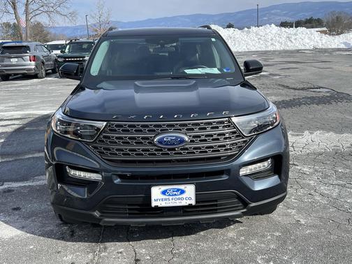 2023 Ford Explorer XLT 4X4