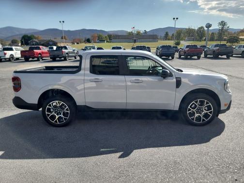 2025 Ford Maverick LARIAT AWD SuperCrew