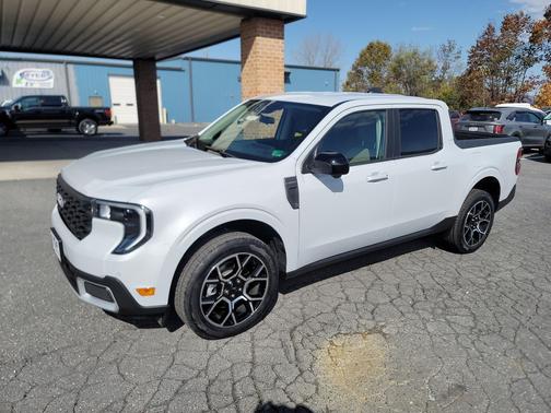 2025 Ford Maverick LARIAT AWD SuperCrew