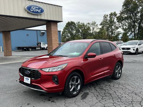 2023 Ford Escape ST-Line Select