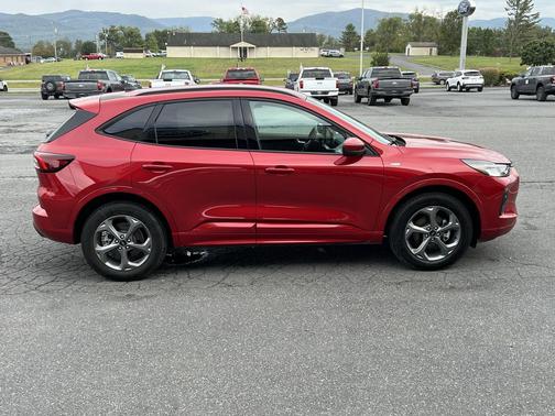 2023 Ford Escape ST-Line Select