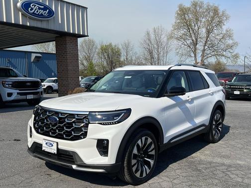 Star White Metallic Tri-Coat 2026 Ford Explorer Platinum 4X4