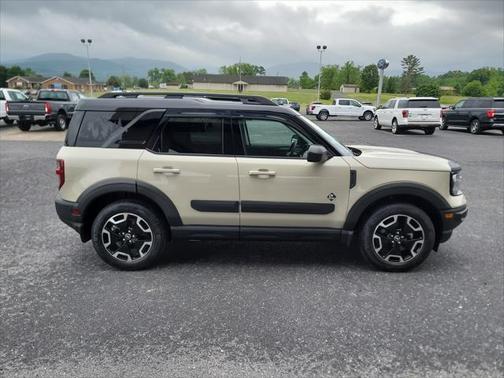 2024 Ford Bronco Sport Outer Banks 4x4